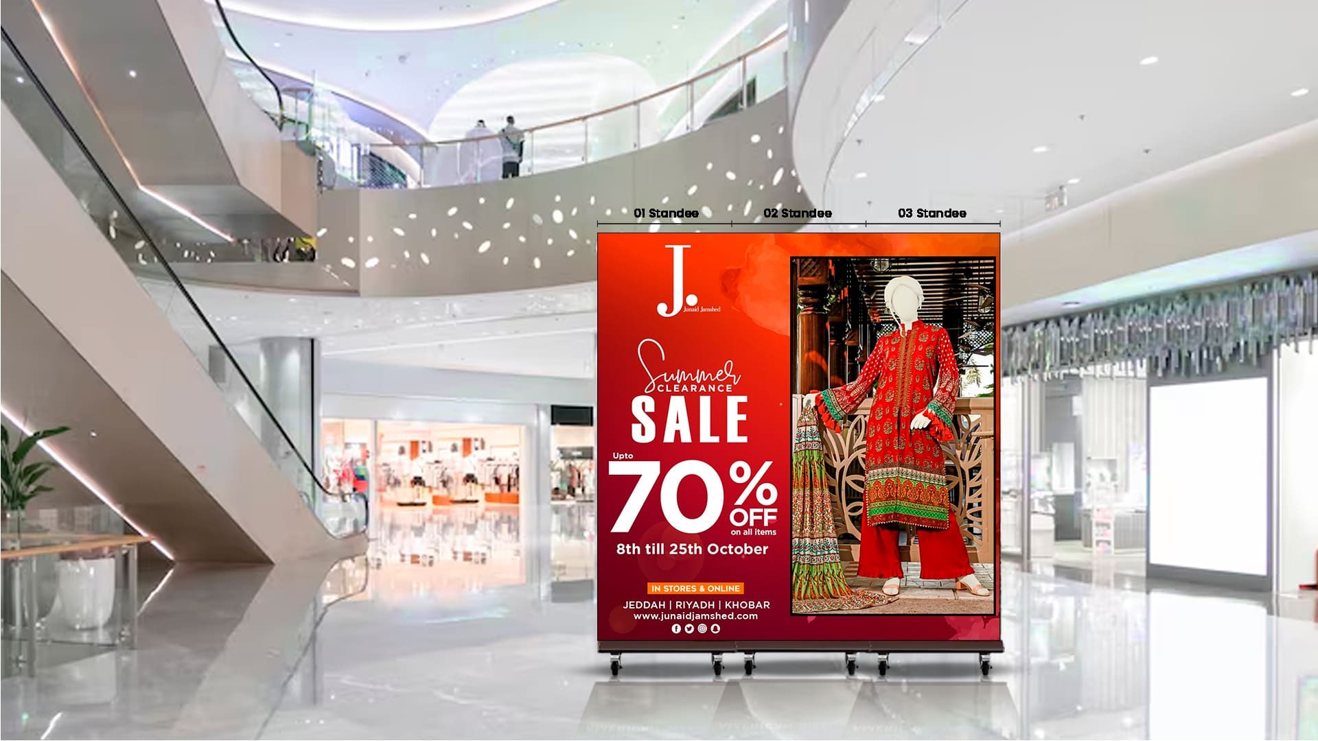 Multi-screen Seamless Splicing - Indoor SMD Digital Standee